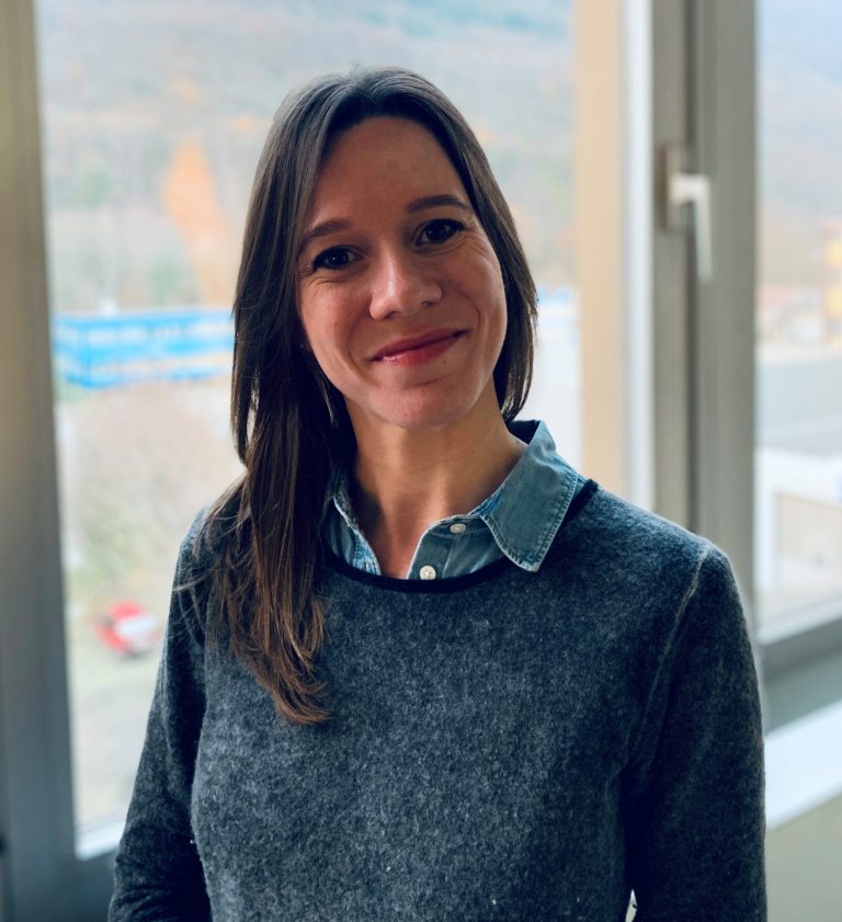 stephanie English, French and Portuguese Speaking Psychologist
